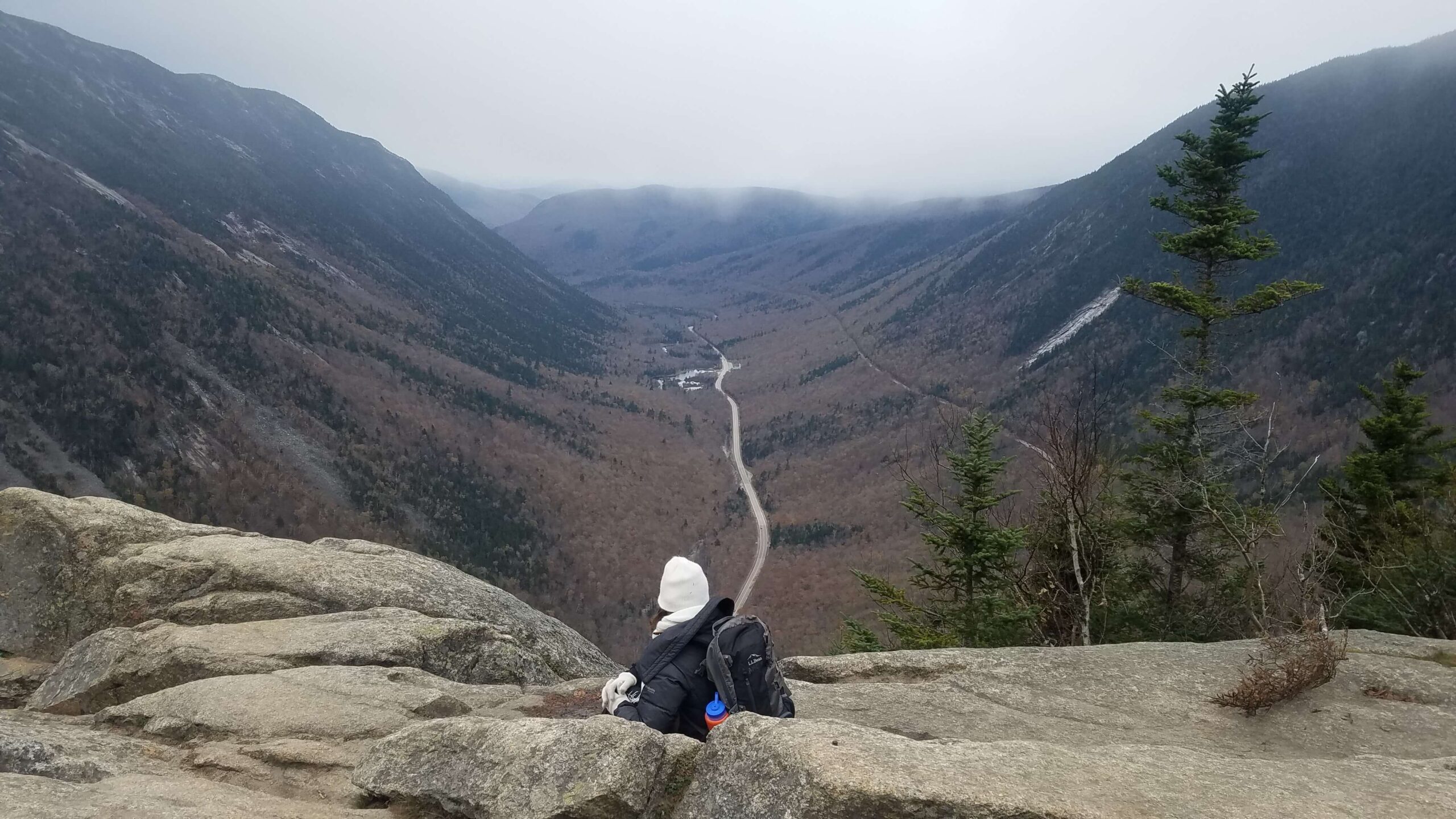 Travel Guide to White Mountains of New Hampshire: View from Mt. Willard 