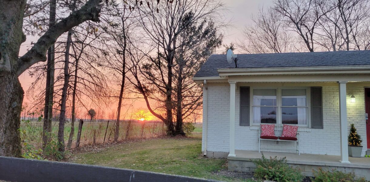 A great dog friendly Airbnb in Kentucky.