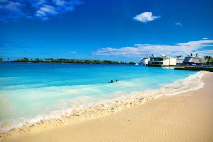 Junkanoo Beach is a budget friendly shore excursions in Nassau.