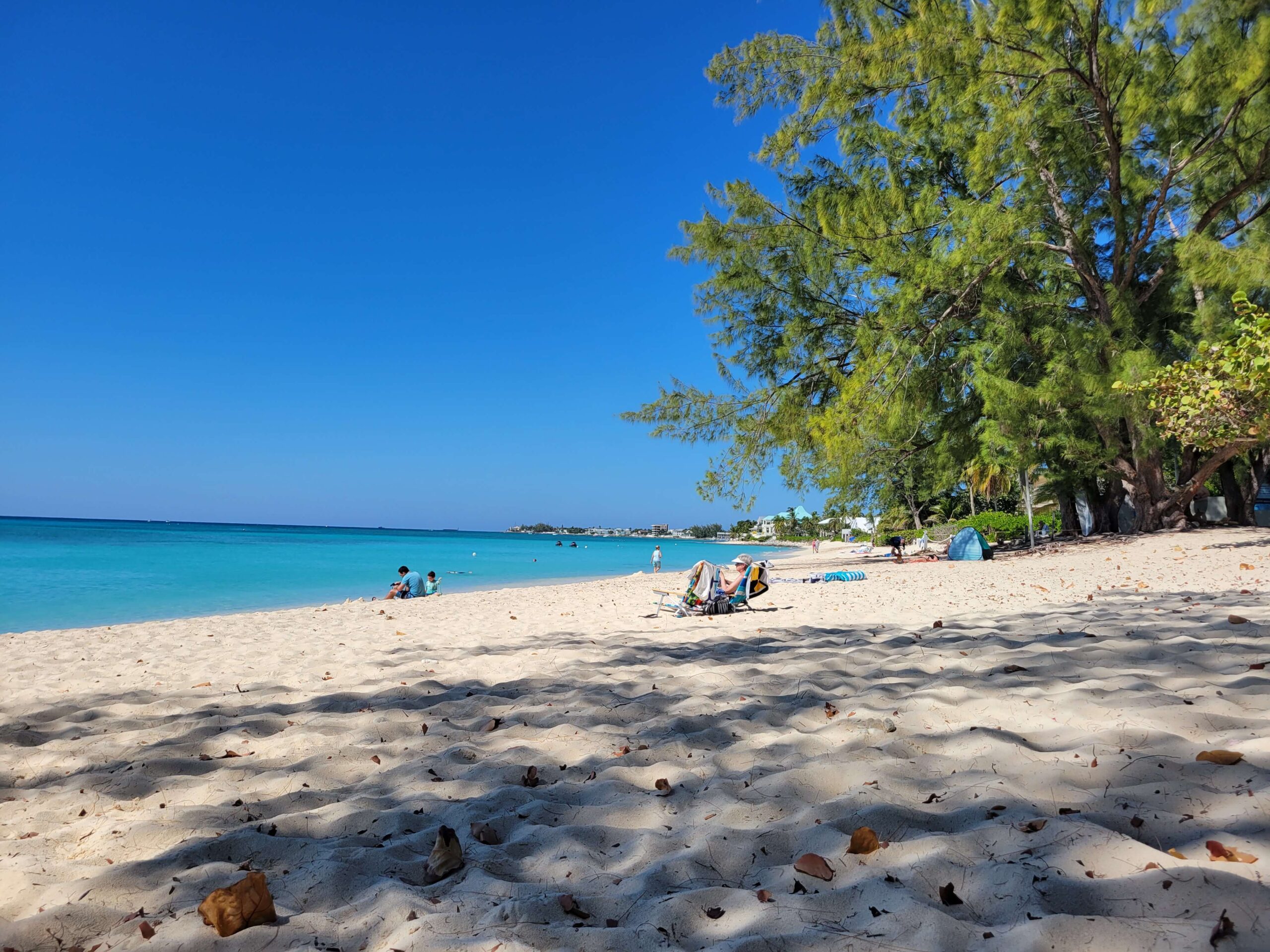 A Perfect (budget-friendly) Day at Cemetery Beach in the Cayman Islands
