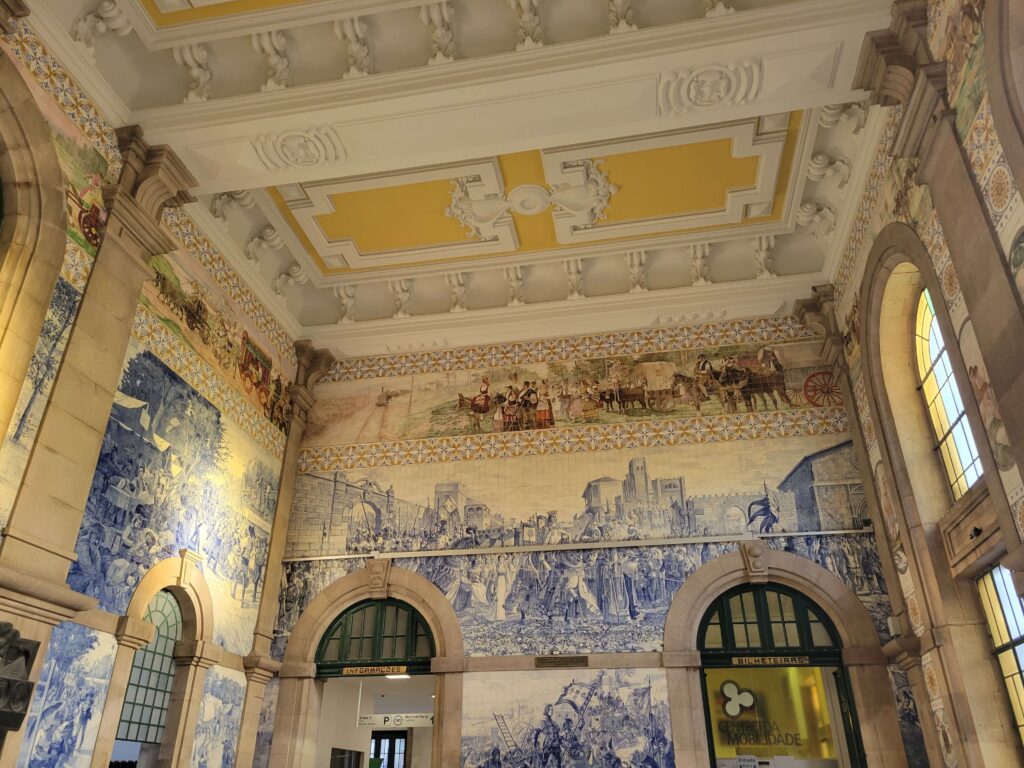 Best things to do in Porto, Portugal: Sao Bento Train Station