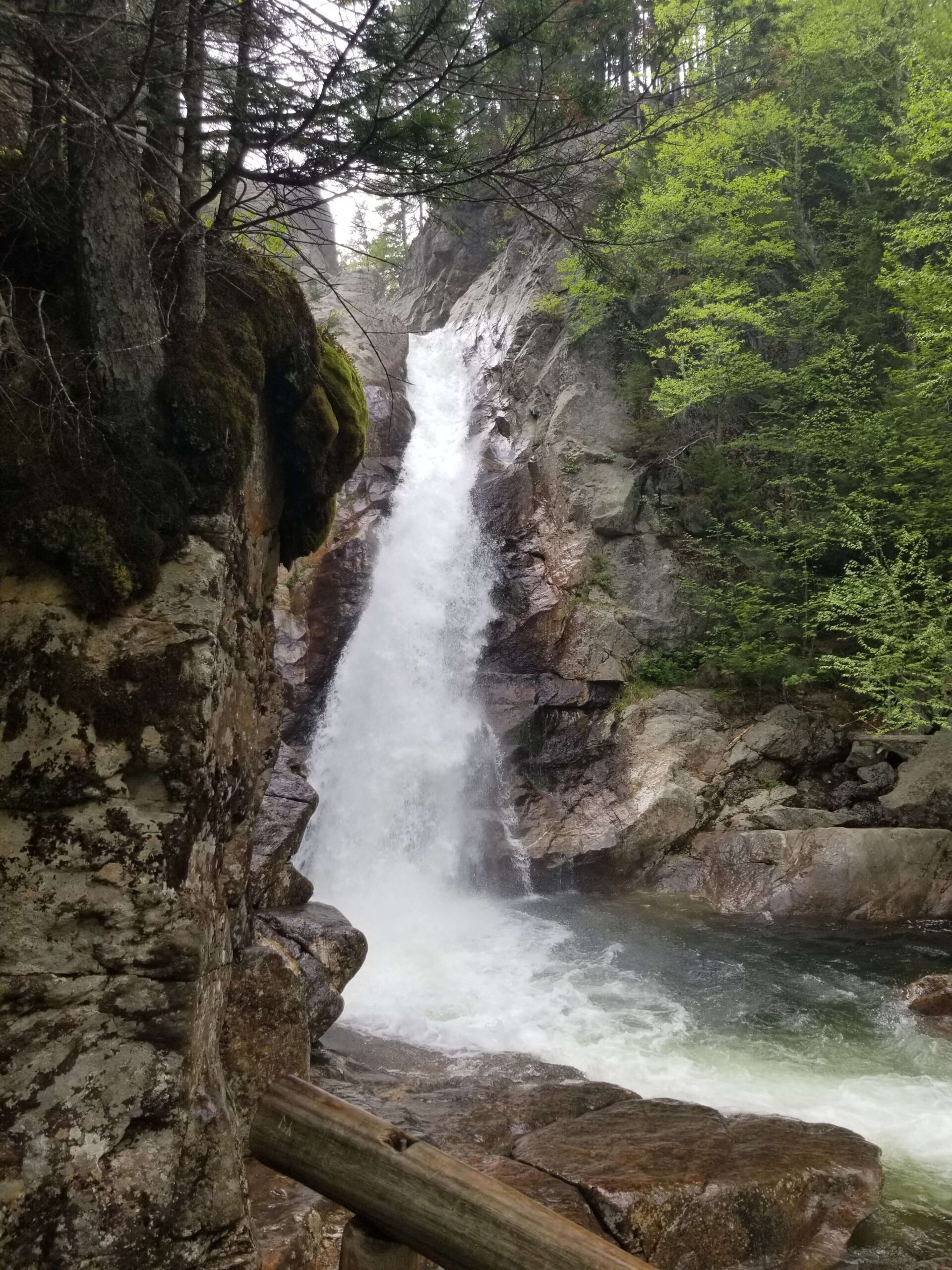 Best waterfalls in New Hampshire