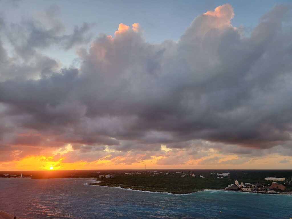 Best Budget Friendly Day in Costa Maya